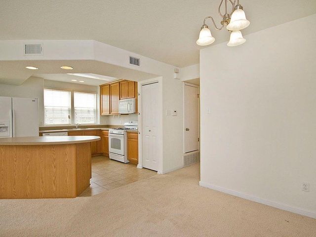 124 Trestle Tree ST AB, San Marcos, TX 78666