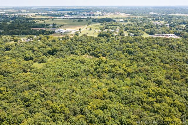 10 N Oklahoma Avenue, Okmulgee, OK 74447