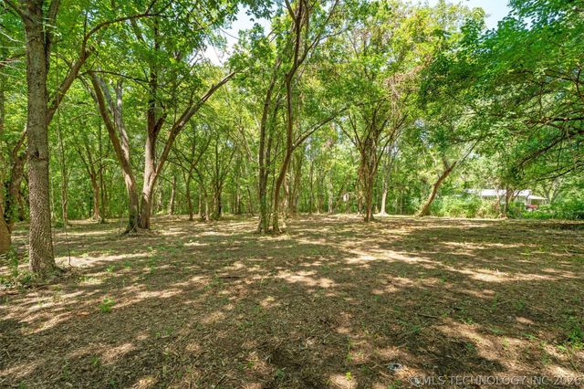 10 N Oklahoma Avenue, Okmulgee, OK 74447