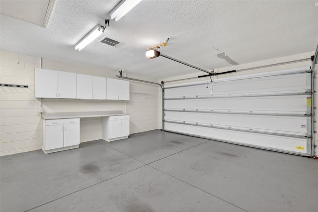 959 FOREST HILL DR., Minneola, FL 34715