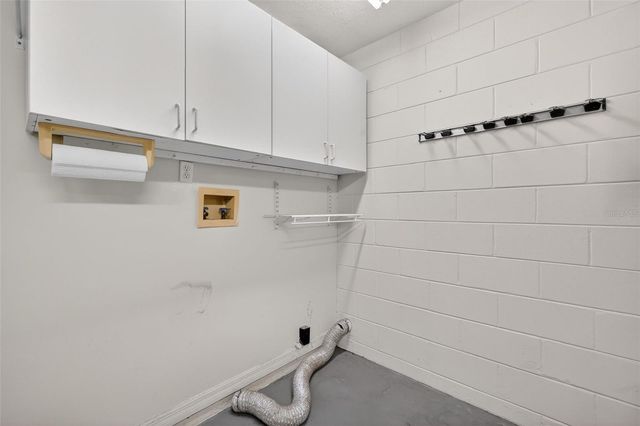 959 FOREST HILL DR., Minneola, FL 34715