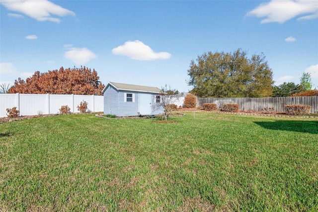 959 FOREST HILL DR., Minneola, FL 34715