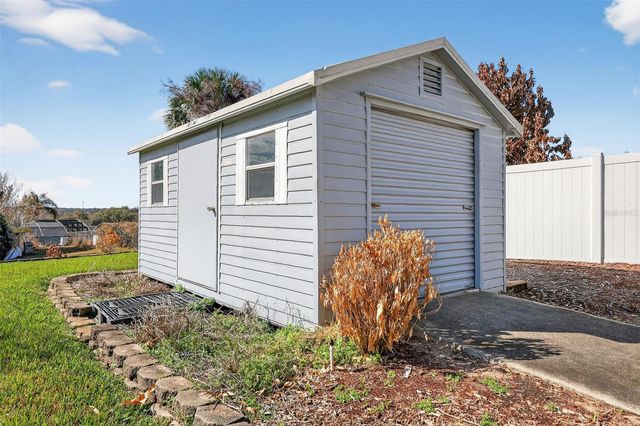 959 FOREST HILL DR., Minneola, FL 34715