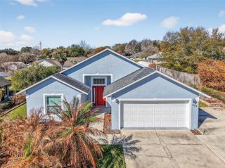 959 FOREST HILL DR., Minneola, FL 34715