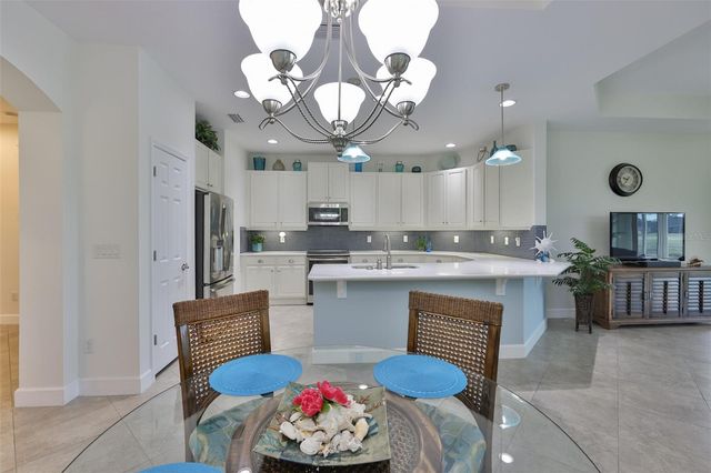 964 PEMBROKE POINT WAY, Sun City Center, FL 33573