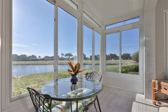 964 PEMBROKE POINT WAY, Sun City Center, FL 33573