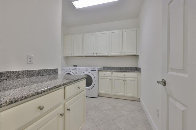 964 PEMBROKE POINT WAY, Sun City Center, FL 33573