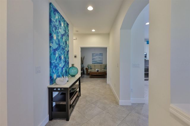 964 PEMBROKE POINT WAY, Sun City Center, FL 33573