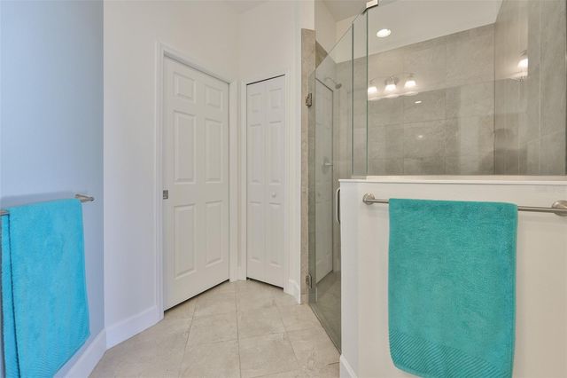 964 PEMBROKE POINT WAY, Sun City Center, FL 33573