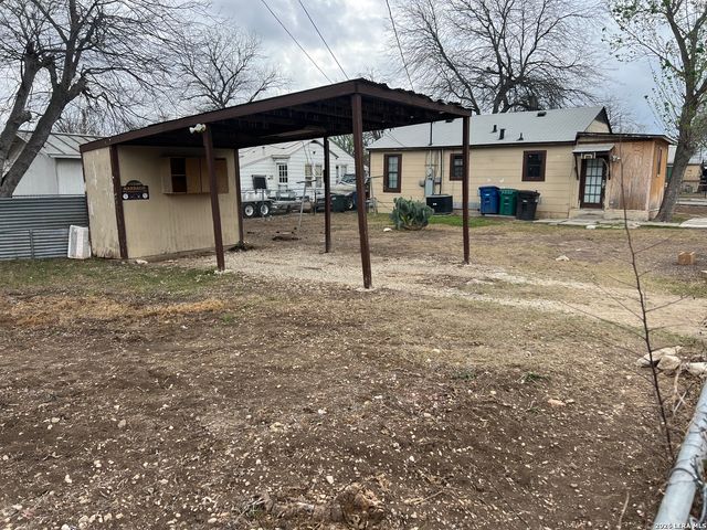 1539 W mariposa, San Antonio, TX 78201