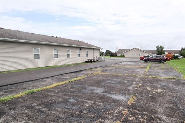 201 Ash Street, Gallatin, MO 64640