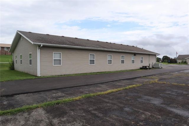 201 Ash Street, Gallatin, MO 64640