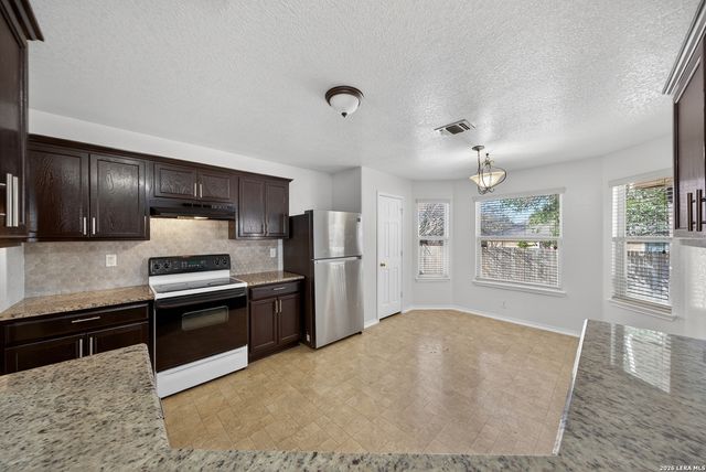 2207 Opelousas Trl, San Antonio, TX 78245