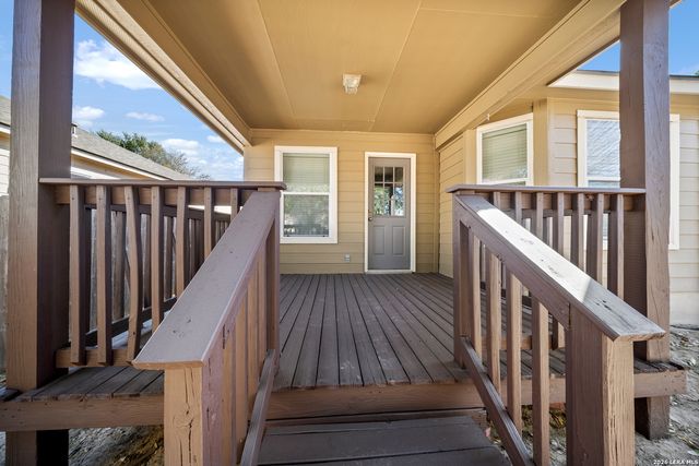 2207 Opelousas Trl, San Antonio, TX 78245