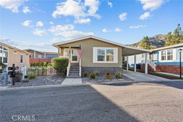 15455 Glenoaks Boulevard 94, Sylmar (los Angeles), CA 91342