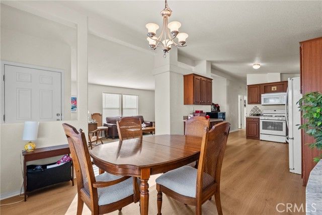 15455 Glenoaks Boulevard 94, Sylmar (los Angeles), CA 91342