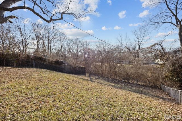 200 McAlpine Drive, Unincorporated, MO 63137