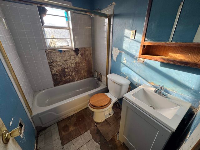 2295 SHASTA AVE, Memphis, TN 38108