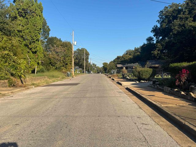 2295 SHASTA AVE, Memphis, TN 38108