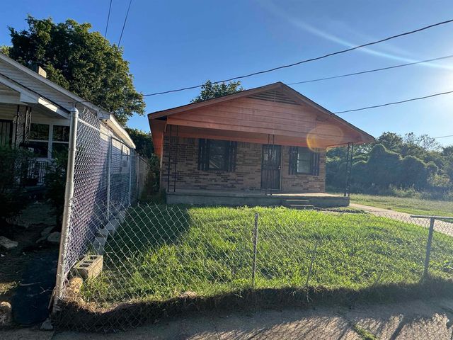 2295 SHASTA AVE, Memphis, TN 38108