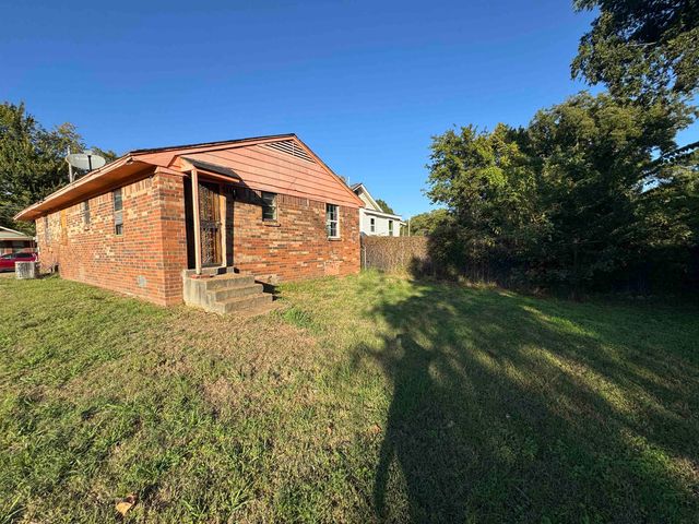 2295 SHASTA AVE, Memphis, TN 38108