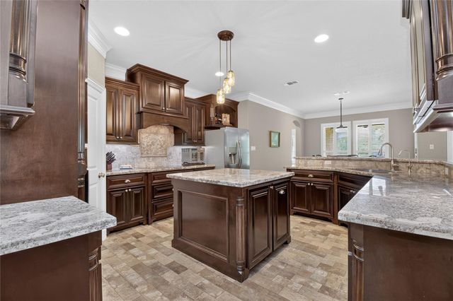32226 Bayou Bend, Richwood, TX 77515