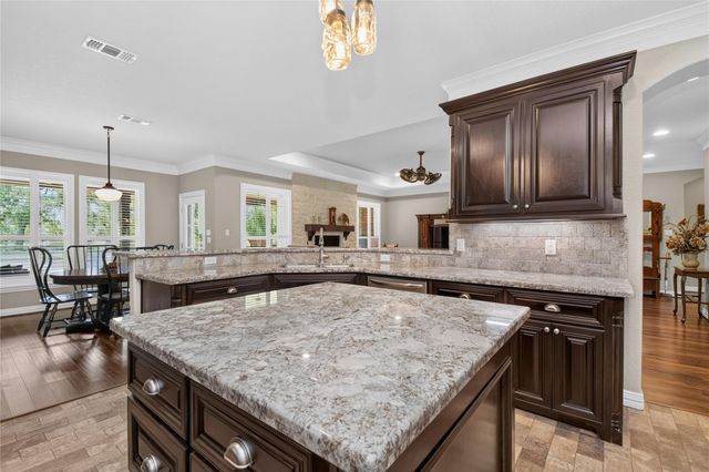 32226 Bayou Bend, Richwood, TX 77515