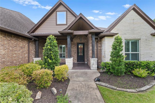 32226 Bayou Bend, Richwood, TX 77515