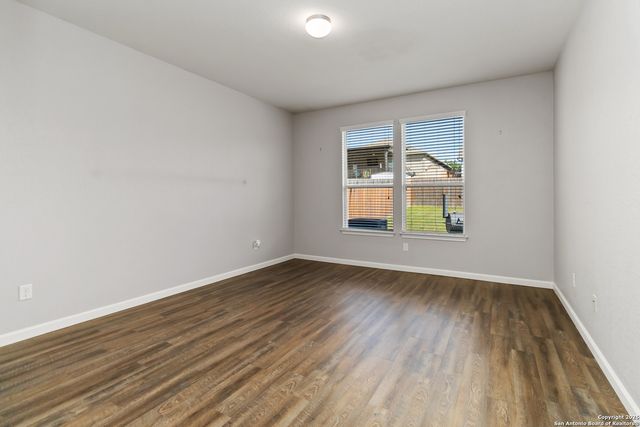 647 Trinity, San Antonio, TX 78260