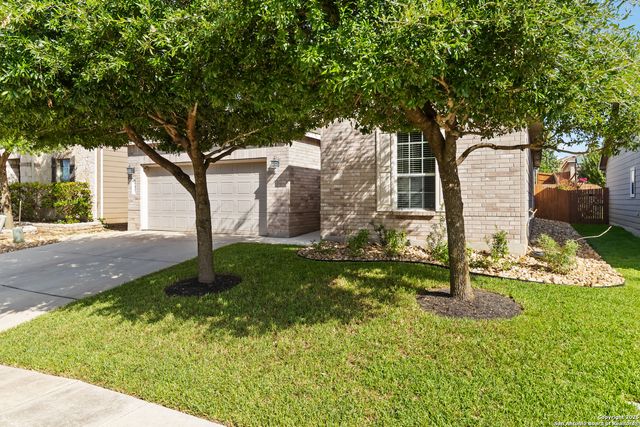 647 Trinity, San Antonio, TX 78260
