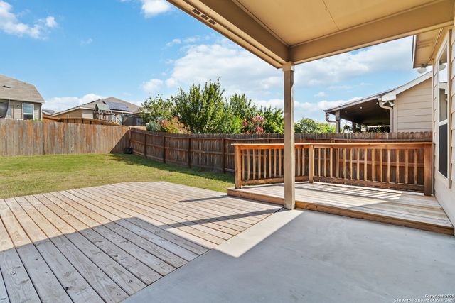 647 Trinity, San Antonio, TX 78260