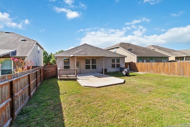647 Trinity, San Antonio, TX 78260