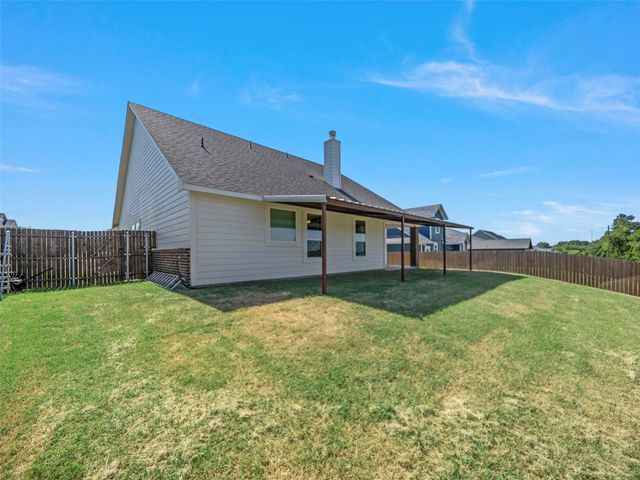 801 Taliaferro Trail, Springtown, TX 76082
