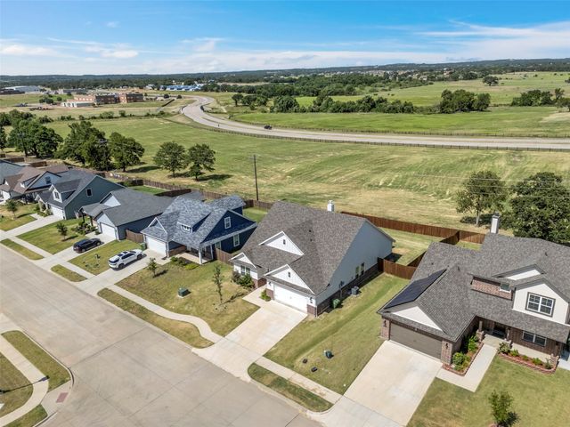801 Taliaferro Trail, Springtown, TX 76082