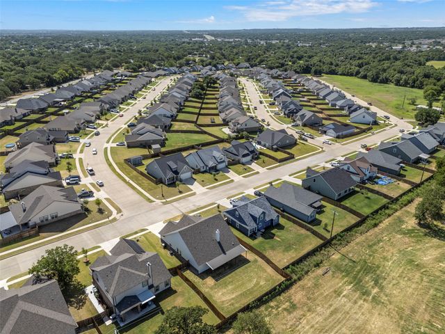 801 Taliaferro Trail, Springtown, TX 76082