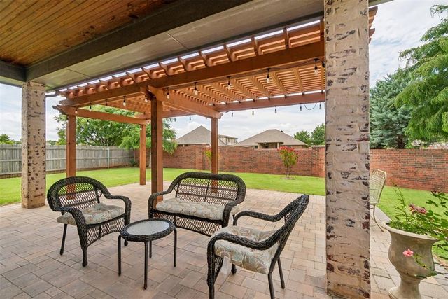 15313 Daybright Drive, Edmond, OK 73013