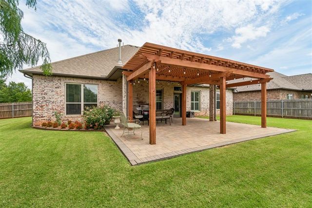 15313 Daybright Drive, Edmond, OK 73013