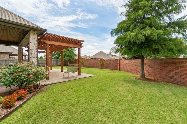 15313 Daybright Drive, Edmond, OK 73013