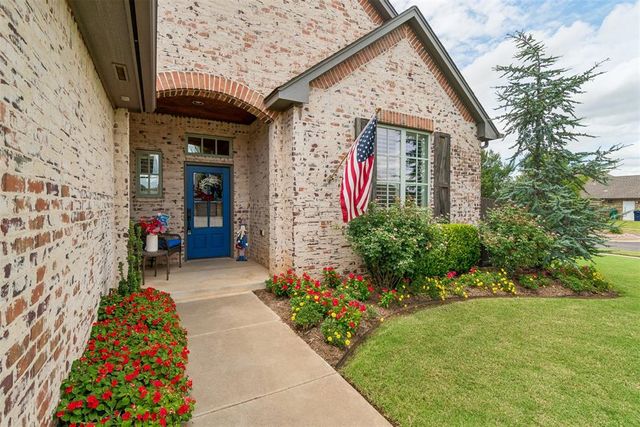 15313 Daybright Drive, Edmond, OK 73013