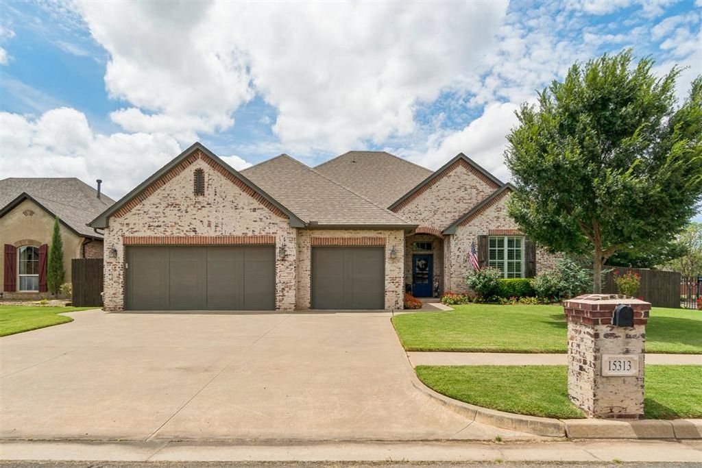 15313 Daybright Drive, Edmond, OK 73013