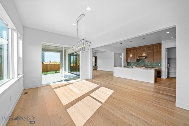 1602 Beeker Lane, Belgrade, MT 59714