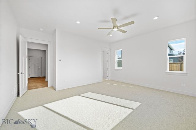 1602 Beeker Lane, Belgrade, MT 59714