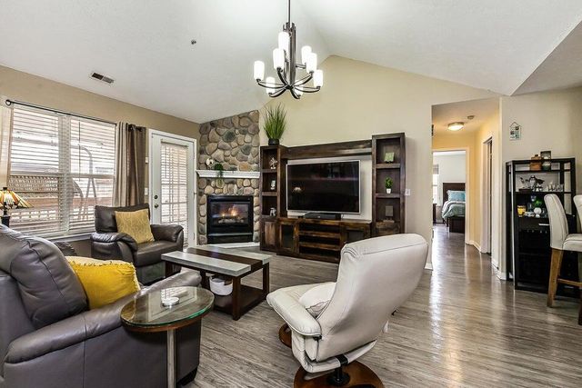 1550 Oakfield Drive, Ann Arbor, MI 48108