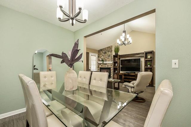 1550 Oakfield Drive, Ann Arbor, MI 48108
