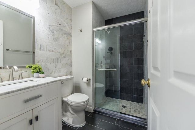1550 Oakfield Drive, Ann Arbor, MI 48108
