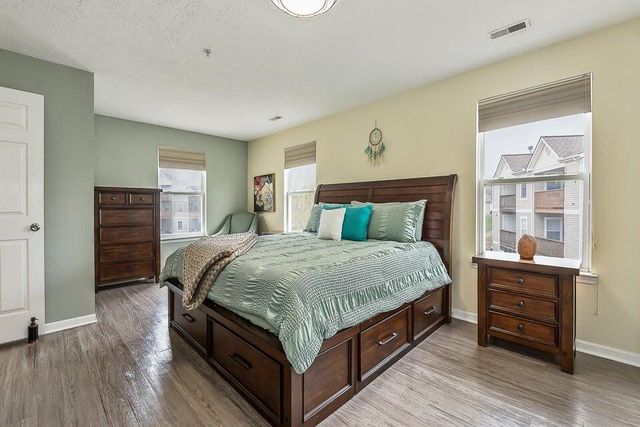 1550 Oakfield Drive, Ann Arbor, MI 48108