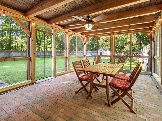 69 Walnut St, Upton, MA 01568