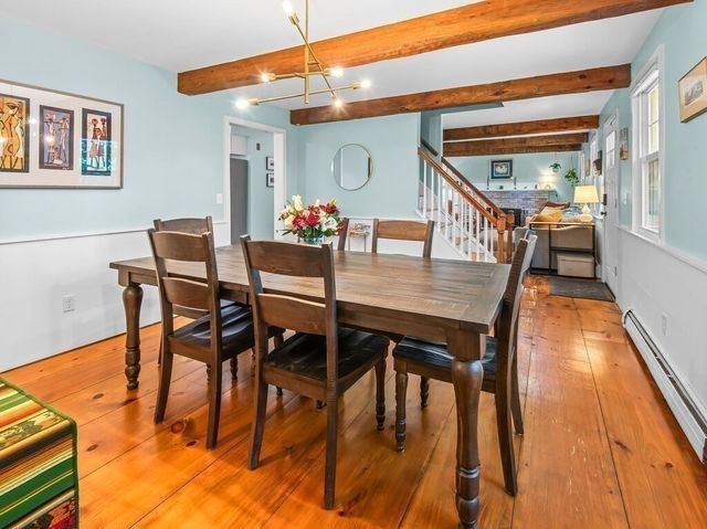 69 Walnut St, Upton, MA 01568