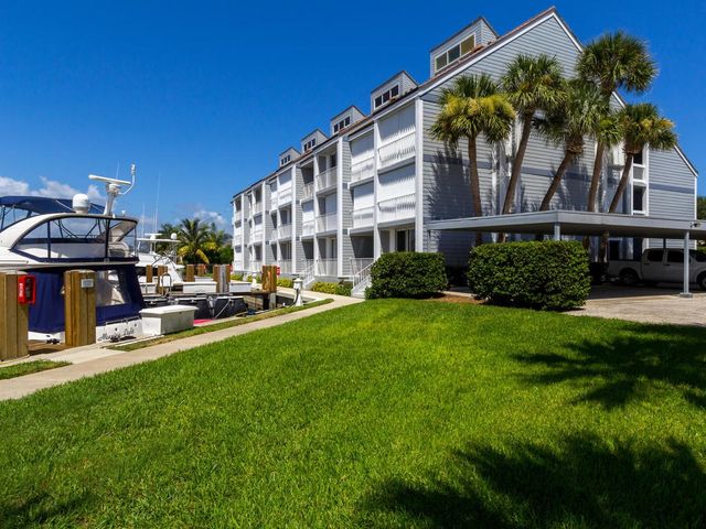 2115 Windward Way 102, Vero Beach, FL 32963