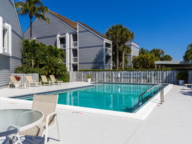 2115 Windward Way 102, Vero Beach, FL 32963